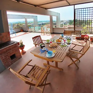 La Terrazza Couette-café